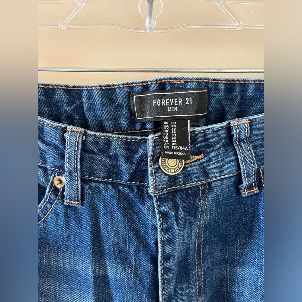 Jeans 👖 - Picture 2 of 3